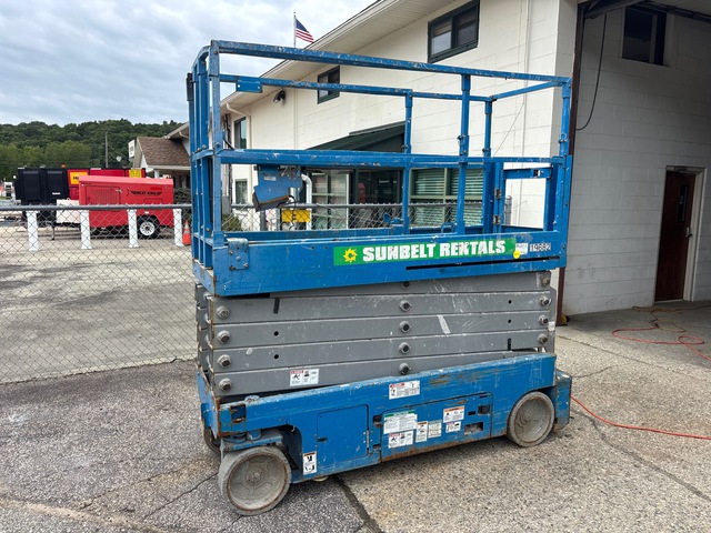 2017 Genie GS3232 Electric Scissor Lift