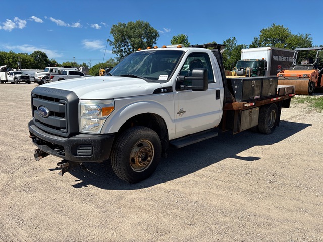 2012 Ford F-350 XL 4x4 Flatbed Truck 2012 Ford F-350 XL 4x4 Flatbed Truck