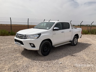 2018 Toyota Hilux 4x4 Crew Cab Pickup