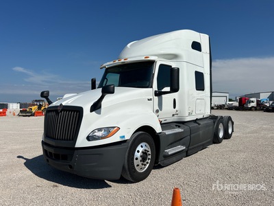 2022 International LT625 6x4 T/A Sleeper Truck Tractor