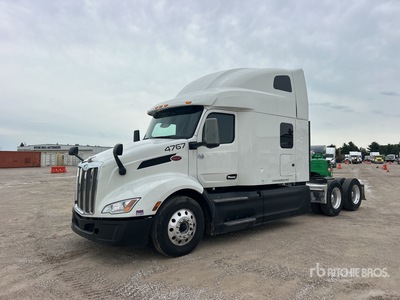 2022 Peterbilt 579 6x4 Cabeza Tractora Cabina Dormitorio
