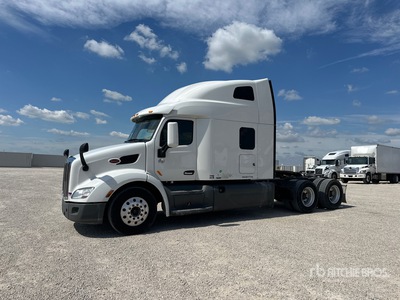 2022 Peterbilt 579 6x4 T/A Sleeper Truck Tractor