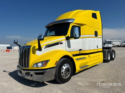2022 Peterbilt 579 6x4 T/A Sleeper Truck Tractor