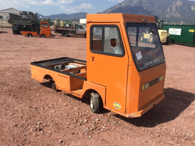 Taylor Dunn B2-10 Electric Utility Cart Taylor Dunn B2-10 Electric Utility Cart