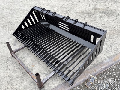 2026 GIYI GY-RB66N 66 in Rock Skid Steer Bucket (Unused)