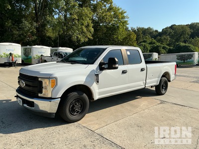 2017 Ford F-250 XL 4x2 Crew Cab Pickup