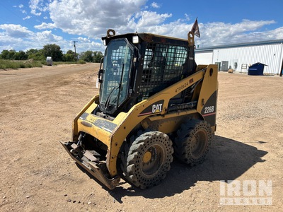 2003 Cat 226B Minicargadora