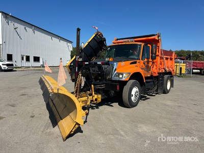 2007 International 7500 4x2 Camion chasse-neige