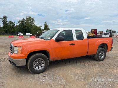 2013 GMC Sierra 1500 4x4 Extended Cab Pickup