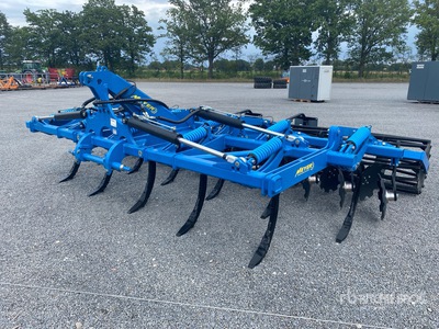 2026 Meyer SZ 5000 GEF Cultivator (Unused)