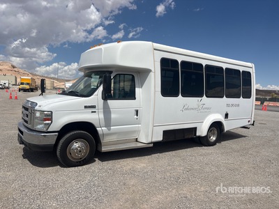 2012 Ford E-350 4x2 12-Seat Transit Autobus