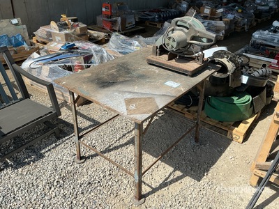43" x 33" Workbench with a 14" Cut-off Saw Varios, tienda, almacen, consumidor