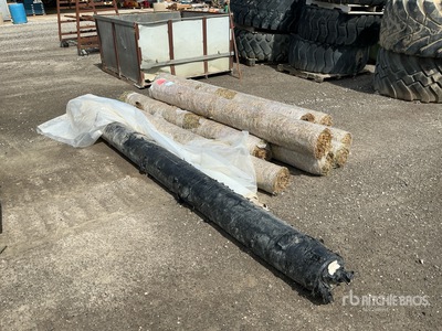 Quantity of Double Net Straw Blankets