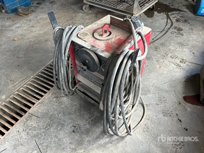 Lincoln Electric Idealarc 250 250 A Skid-Mounted Multi-Process Soldadora
