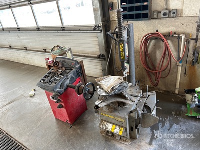 Ultra Pro 1300 Wheel Balancer
