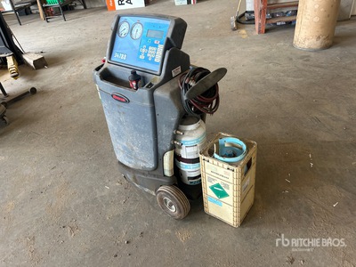 Robinair 34788 Refrigerant Recovery, Recycling And Recharging Station