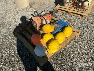 Stihl Circular Saw, Trimmer, Quantity of Hard Hats, Mastercraft Tool Kit Varios, tienda, almacen, consumidor