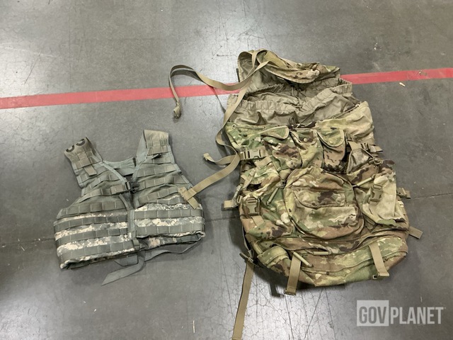 (103) Fighting Load Carriers & (24) Field Packs