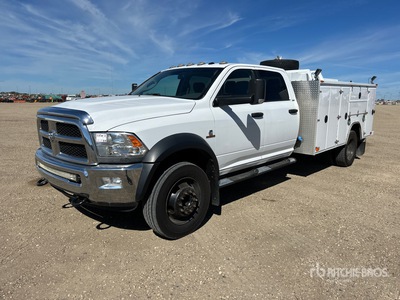 2018 Ram 5500 4x4 Crew Cab Utility Truck