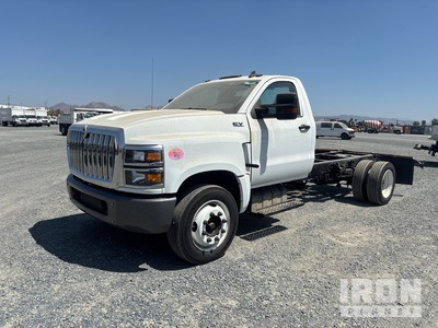 2023 International CV515 4x2 を見 Cab and Chassis (Unused)