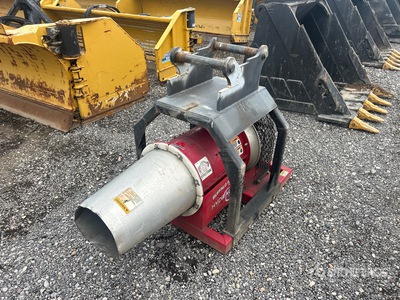 Buffalo Turbine BT-HY3 Hydraulic Excavator Leaf Blower