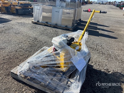 Ground Hog T-4-H18 溝掘り機