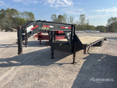 PJ Trailers 35 ft T/A Gooseneck Equipment Trailer