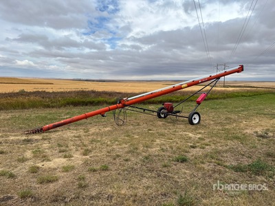 Brandt 740 7 in x 40 ft Getreideschnecke