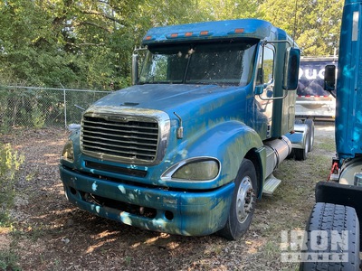 2011 Freightliner Columbia 6x4 T/A Sleeper Truck Tractor