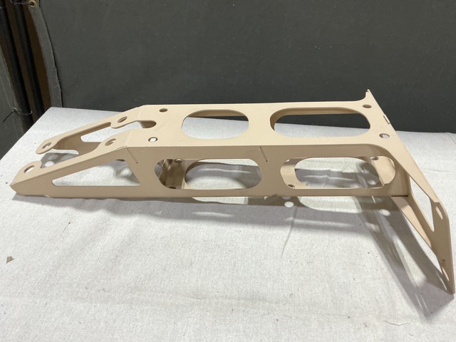 (30) Oshkosh 3820695 Mounting Brackets