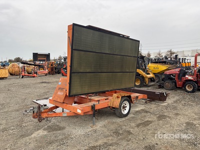 Solar Arrow Board