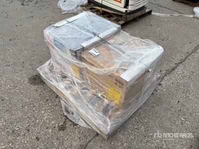 Quantity of (1) Keystone 10000 BTU & (1) TCL 12000 BTU Climatización