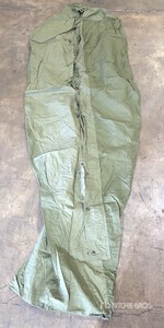 (19) Vintage U.S. M-1945 Sleeping Bag Cases