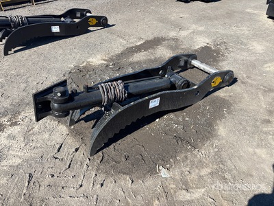 Dynamic Entities 120CL Excavator Thumb - Fits 65mm Cat 311/312/313/314 Kobelco 140 Deere/Hitachi ZX120/135 Case 130/135, Doosan DX140