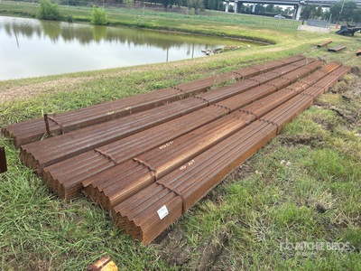 Quantity of (5) Bundles of 2 in x 2 in x 40 ft Angle Iron Varios metales