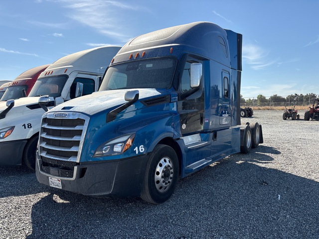 2022 Freightliner Cascadia 126 6x4 T/A Sleeper Truck Tractor 2022 Freightliner Cascadia 126 6x4 T/A Sleeper Truck Tractor