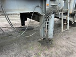 Chassis with Abstützzylinder Jacks
