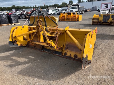 Metalpless 8 ft 6 in -12 ft Extendable Snow Pusher