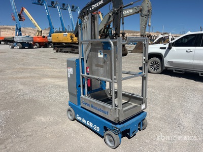 2017 Genie GR20 Vertical Mast Lift
