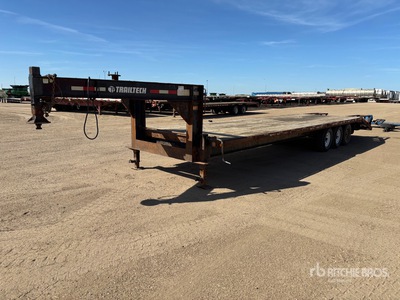 2010 Trailtech H370 33 ft Tri/A Gooseneck Equipment Trailer