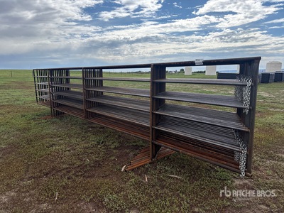 Quantity of (11) Panel para ganado