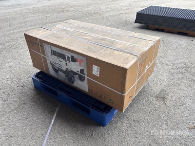 Mercedes Benz Unimog Ride-On Cart (Unused)