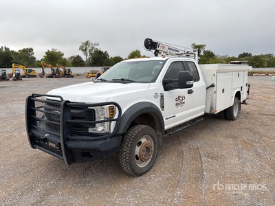 2018 Ford F-550 XL 4x4 Extended Cab Service Truck