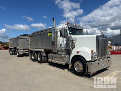 2017 Kenworth T909 T/A Camión dumper