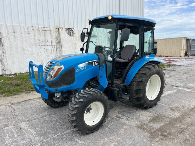 2014 LS Mtron XR4046 4WD Tractor