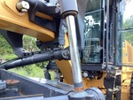 Hydraulics with Blade Lift Cylinders