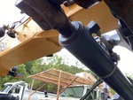 Hydraulics with Saddle Positioning Cylinder