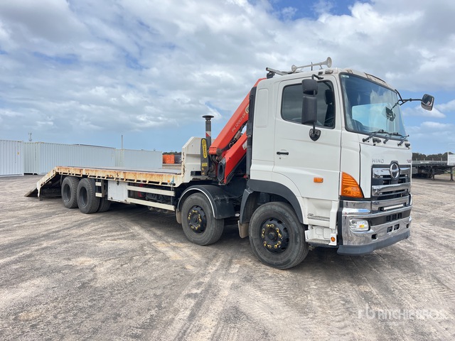 Flatbed Trucks