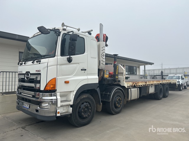 Flatbed Trucks