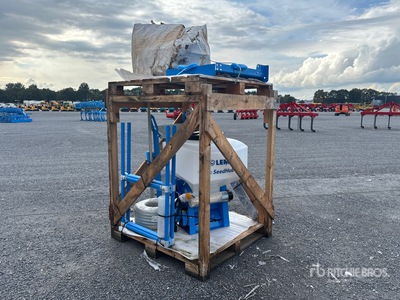 2023 Lemken SeedHub 5/200 Seeder (Unused)